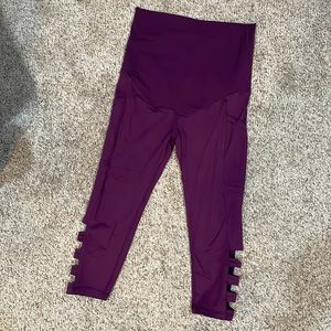 KIAVA Maternity workout Capri leggings